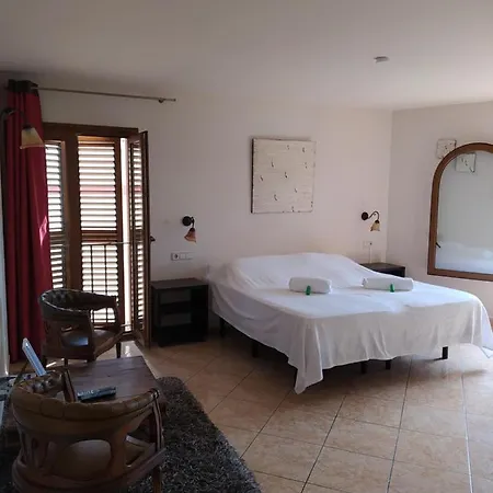 Casa Clara 2*